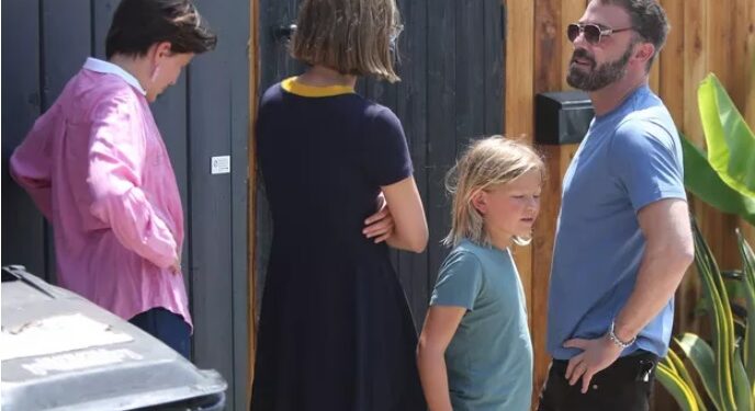 Ben Affleck fête son anniversaire entouré de ses enfants 2 - Le Progrès Egyptien Ben Affleck fête son anniversaire entouré de ses enfants 1 - Le Progrès Egyptien