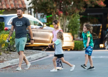 Brian Austin Green, sortie gourmande avec ses enfants