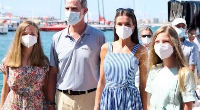 Letizia, Leonor et Sofia, tendresencouragements pour le roi Felipe VI 1 - Le Progrès Egyptien