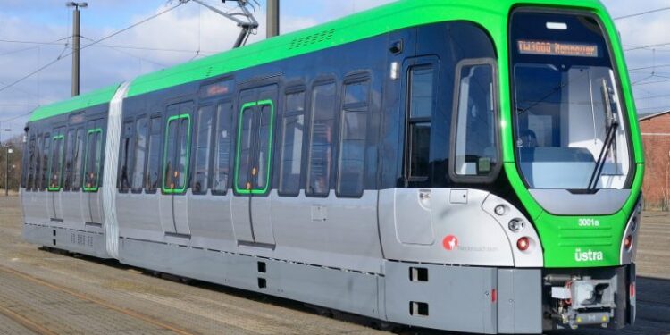 200 entreprises nationales opèrent dans le projet de métro léger 1 - Le Progrès Egyptien