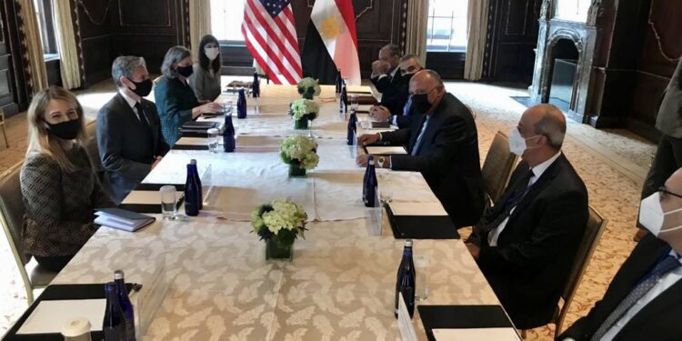 Choucri s'entretient avec le secrétaire d'Etat US autour des dossiers d'intérêts communs 1 - Le Progrès Egyptien