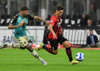 Première victoire pour la Juve, l’AC Milan rejoint l’Inter en tête