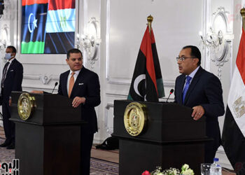 Le Premier ministre égyptien et son homologue libyen assistent à la signature d’un nombre de mémorandums de coopération conjointe