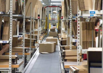 Amazon inaugure son premier centre logistique en Egypte