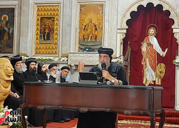 Le Pape Tawadros souligne les valeurs de la science et de l’excellence