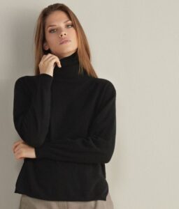 Le pull, roi de la mode de l’hiver 2021 6 - Le Progrès Egyptien Le pull, roi de la mode de l’hiver 2021 5 - Le Progrès Egyptien