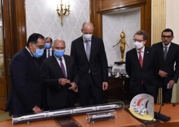 Le projet de train express sur les rails