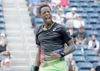 US Open : Monfils, seul Français rescapé des eaux
