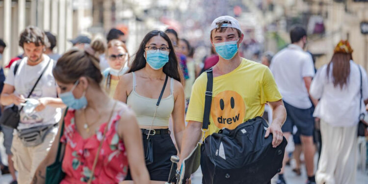 Comment la 4e vague de Covid-19 s’est propagée en Europe cet été 2 - Le Progrès Egyptien Comment la 4e vague de Covid-19 s’est propagée en Europe cet été 1 - Le Progrès Egyptien