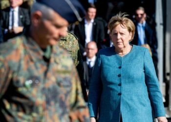 Sous-marins : Macron et Biden tentent un “retour à la normale”