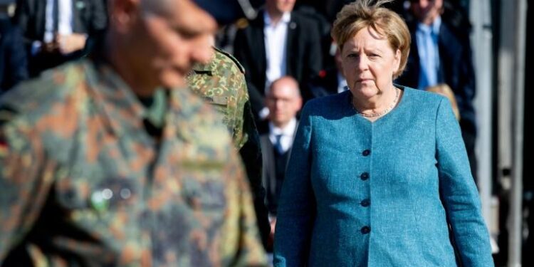 Merkel, "l'inoxydable" chancelière s'apprête à tirer sa révérence 2 - Le Progrès Egyptien Merkel, "l'inoxydable" chancelière s'apprête à tirer sa révérence 1 - Le Progrès Egyptien