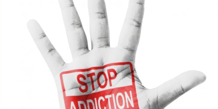 Des jeunes se lancent dans le bénévolat pour prévenir les dangers de l’addiction 1 - Le Progrès Egyptien