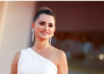 Penélope Cruz, resplendissante à Venise