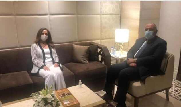 Choucri se réunit avec la ministre libanaise Zeina Akar 1 - Le Progrès Egyptien