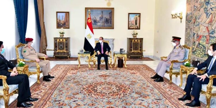 Le président reçoit le ministre yéménite de la Défense 2 - Le Progrès Egyptien Le président reçoit le ministre yéménite de la Défense 1 - Le Progrès Egyptien