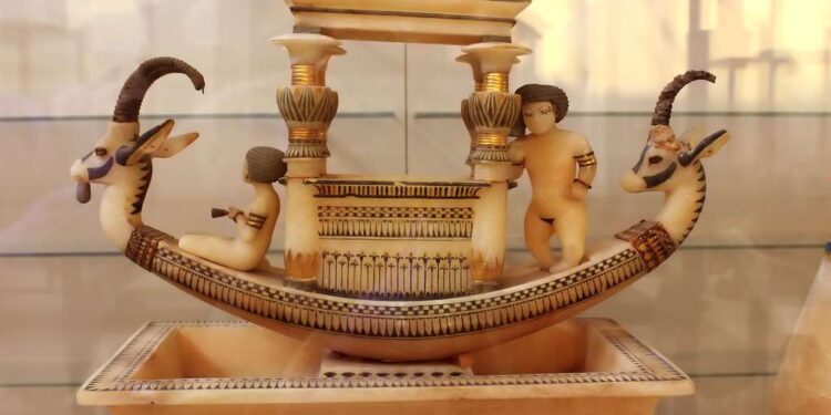 La barque d’albâtre de Toutankhamon 1 - Le Progrès Egyptien