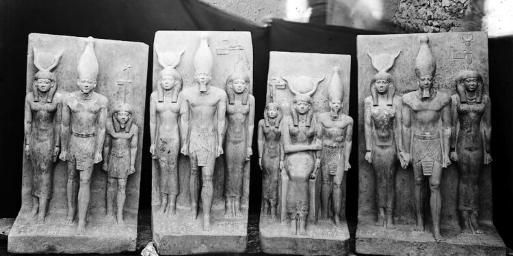 Les triades de Mykérinos 1 - Le Progrès Egyptien