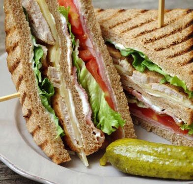 Club sandwich fait maison 1 - Le Progrès Egyptien