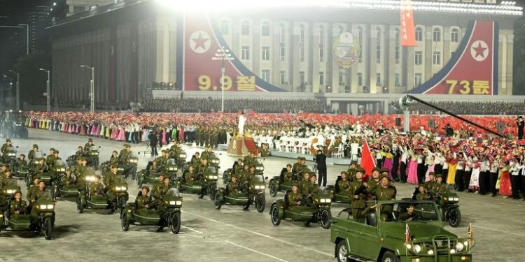 Corée du Nord : Parade sans missile pour l’anniversaire de sa fondation 2 - Le Progrès Egyptien Corée du Nord : Parade sans missile pour l’anniversaire de sa fondation 1 - Le Progrès Egyptien
