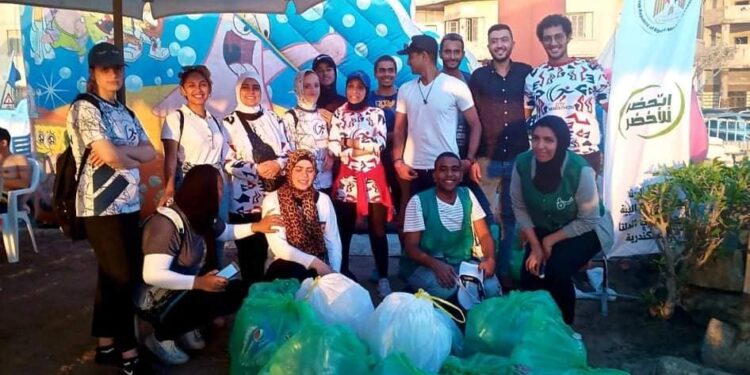 Alexandrie : La plus grande campagne de nettoyage des plages bientôt dans le Guinness des records 2 - Le Progrès Egyptien Alexandrie : La plus grande campagne de nettoyage des plages bientôt dans le Guinness des records 1 - Le Progrès Egyptien