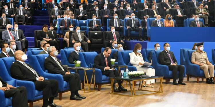 Le président Al-Sissi assiste à la séance-débat sur le rapport sur le développement humain 2021 de l'ONU 1 - Le Progrès Egyptien