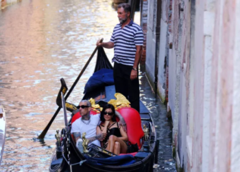 Travis Barker et Kourtney Kardashian, escapade italienne