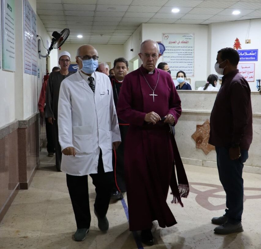 Welby visite des lieux historiques et un hôpital