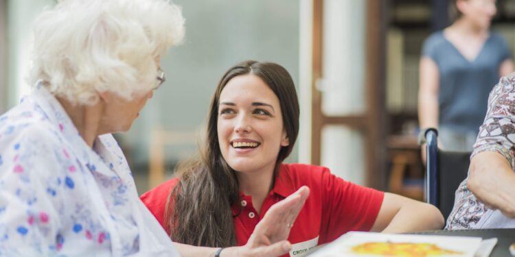 Aider les personnes âgées, une priorité 1 - Le Progrès Egyptien