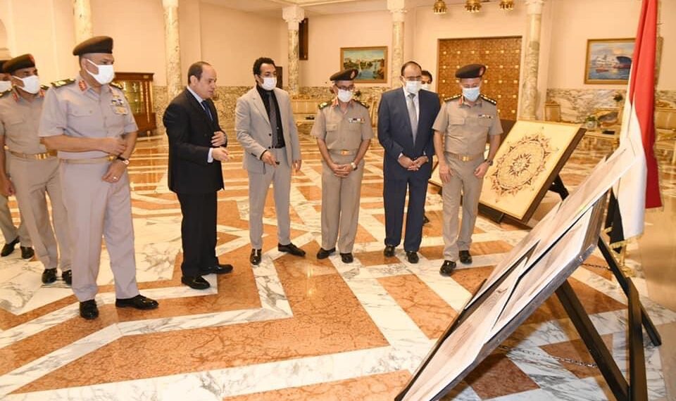 Al-Sissi ordonne d'achever la construction de la cité automobile internationale 2 - Le Progrès Egyptien Al-Sissi ordonne d'achever la construction de la cité automobile internationale 1 - Le Progrès Egyptien