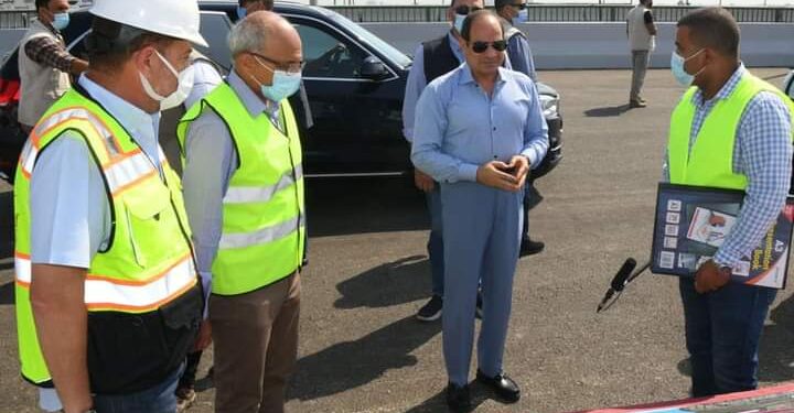 Le Président inspecte des projets routiers 1 - Le Progrès Egyptien