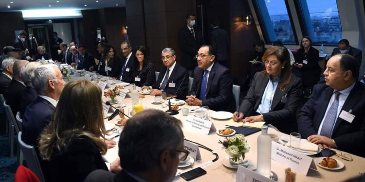 Madbouli : Nous valorisons les relations égypto-françaises dans divers domaines 2 - Le Progrès Egyptien Madbouli : Nous valorisons les relations égypto-françaises dans divers domaines 1 - Le Progrès Egyptien