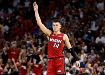 NBA : Miami gifle Milwaukee, Curry écœure les Clippers