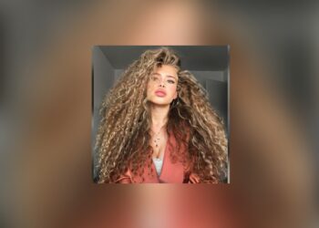 Cheveux bouclés : Les 8 erreurs à éviter !