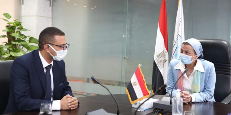 La ministre de l'Environnement reçoit le randonneur égyptien Ali Abdo 1 - Le Progrès Egyptien