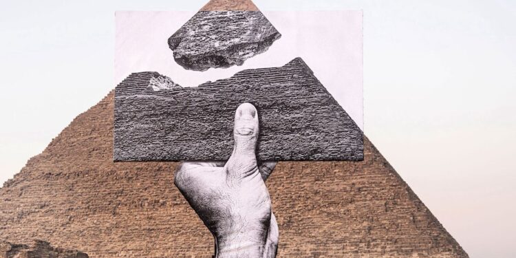 “Forever is now” lorsque l’Histoire et l’art contemporain se croisent au pied des Pyramides 1 - Le Progrès Egyptien
