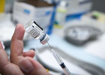 Al-Sissi: Vacciner tous les membres des corps enseignants
