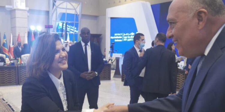 Choucri examine avec la ministre libyenne des AE le règlement de la crise libyenne 2 - Le Progrès Egyptien Choucri examine avec la ministre libyenne des AE le règlement de la crise libyenne 1 - Le Progrès Egyptien