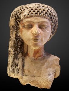 Le buste de Mérytaton 13 - Le Progrès Egyptien