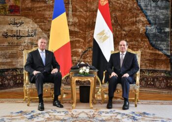 L’Egypte et la Roumanie affirment l’importance de régler pacifiquement les dossiers régionaux