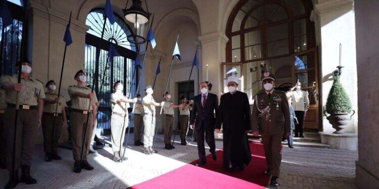 Al-Tayyeb: Appel de sensibilisation à l'importance du vaccin 2 - Le Progrès Egyptien Al-Tayyeb: Appel de sensibilisation à l'importance du vaccin 1 - Le Progrès Egyptien