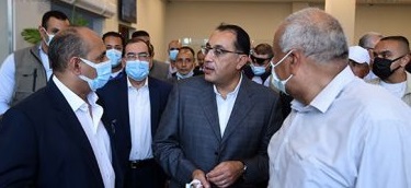 Nouvelle Vallée: Madbouli inaugure le Centre de services des investisseurs 2 - Le Progrès Egyptien Nouvelle Vallée: Madbouli inaugure le Centre de services des investisseurs 1 - Le Progrès Egyptien