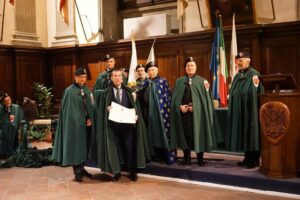 Président et fondateur du Better World Forum, Manuel Collas de la Roche, nommé Chevalier Ordinaire de Parte Guelfa le 19 novembre 2021. 3 - Le Progrès Egyptien