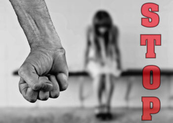 Éradiquer la violence à l’encontre des femmes : Halte au silence !