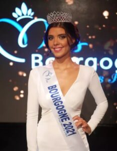 Miss France 2022 : 29 belles Françaises, prétendantes au titre 21 - Le Progrès Egyptien