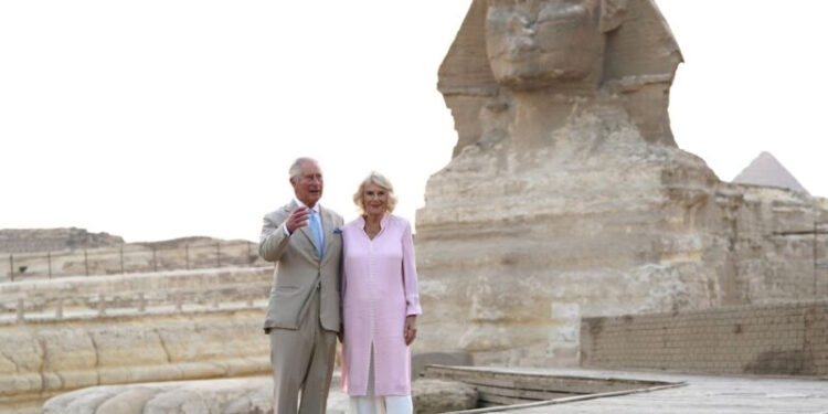 Charles et Camilla en Egypte 2 - Le Progrès Egyptien Charles et Camilla en Egypte 1 - Le Progrès Egyptien