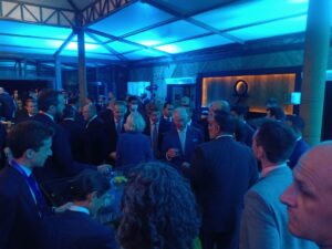 Le Prince Charles et son épouse dans une cérémonie aux Pyramides  3 - Le Progrès Egyptien