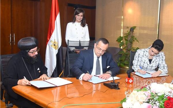 100 mille dollars des Egyptiens du Canada pour “Une vie décente” 2 - Le Progrès Egyptien 100 mille dollars des Egyptiens du Canada pour “Une vie décente” 1 - Le Progrès Egyptien