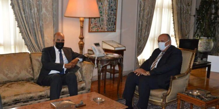 Choucri : Le Caire n'épargnera aucun effort pour répondre aux aspirations du peuple libyen 2 - Le Progrès Egyptien Choucri : Le Caire n'épargnera aucun effort pour répondre aux aspirations du peuple libyen 1 - Le Progrès Egyptien