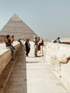 Un papillon derrière la caméra 5 - Le Progrès Egyptien