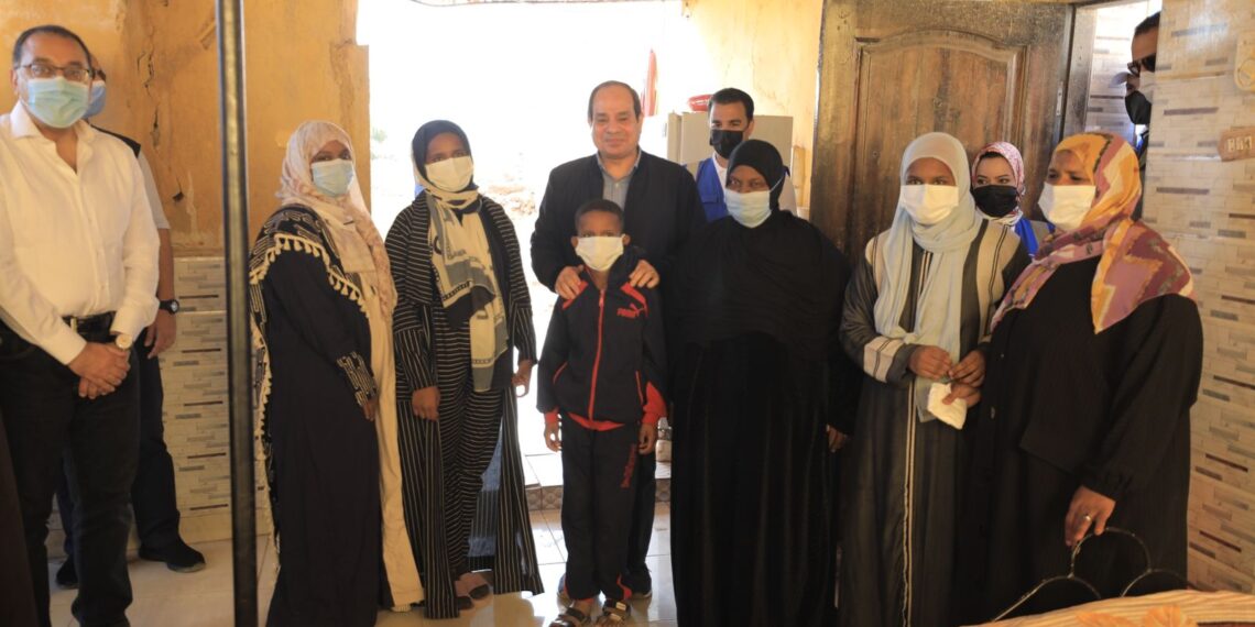 Al-Sissi s'adresse aux citoyens à Assouan 2 - Le Progrès Egyptien Al-Sissi s'adresse aux citoyens à Assouan 1 - Le Progrès Egyptien